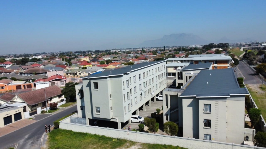 2 Bedroom Property for Sale in Klipkop Western Cape